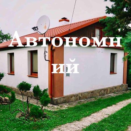 Sadyba Pochayiv Villa Pochaiv Exterior foto